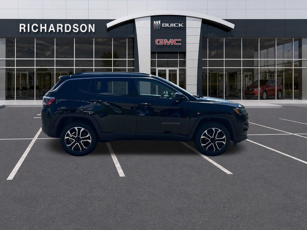 Used 2022 Black Jeep Limited 4x4 image 6