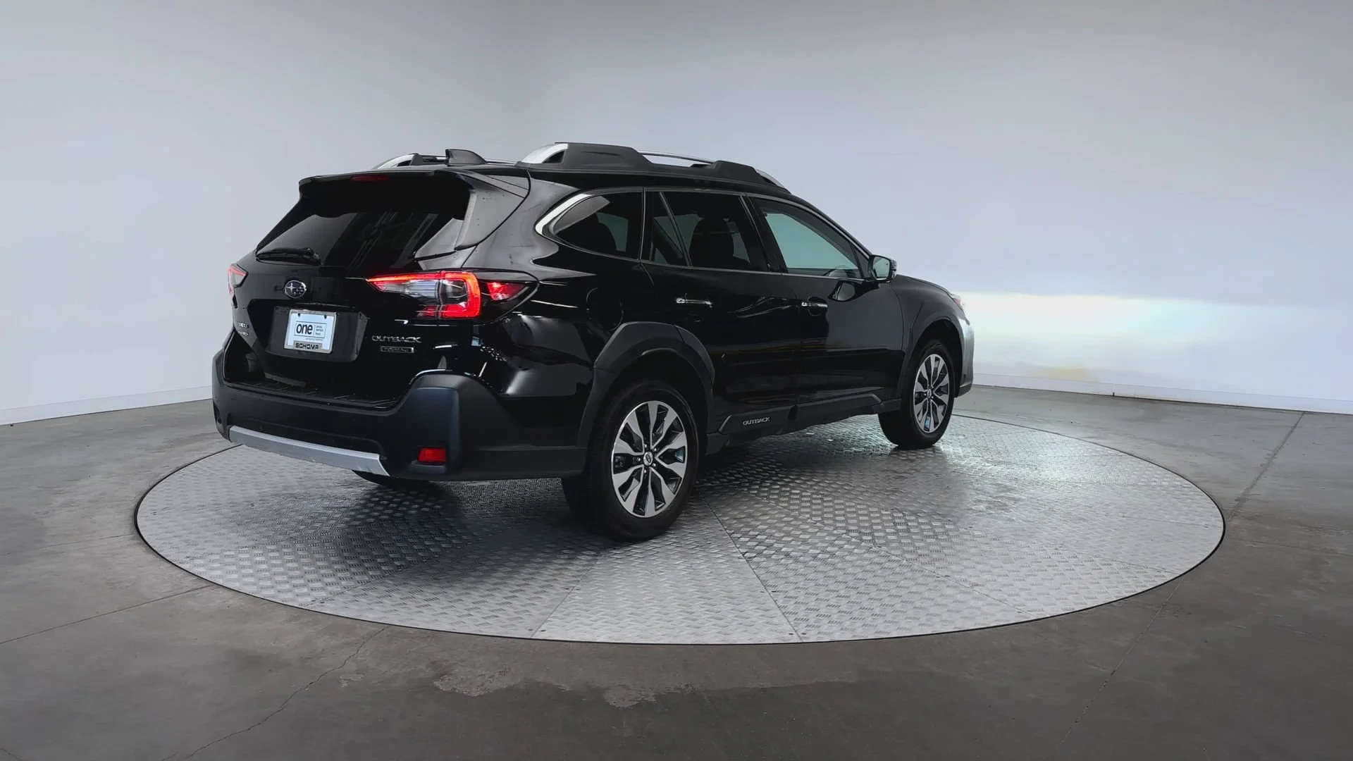 Used 2023 Crystal Black Silica Subaru Touring image 8