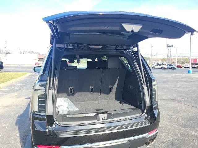 New 2026 Black Chevrolet Premier image 19
