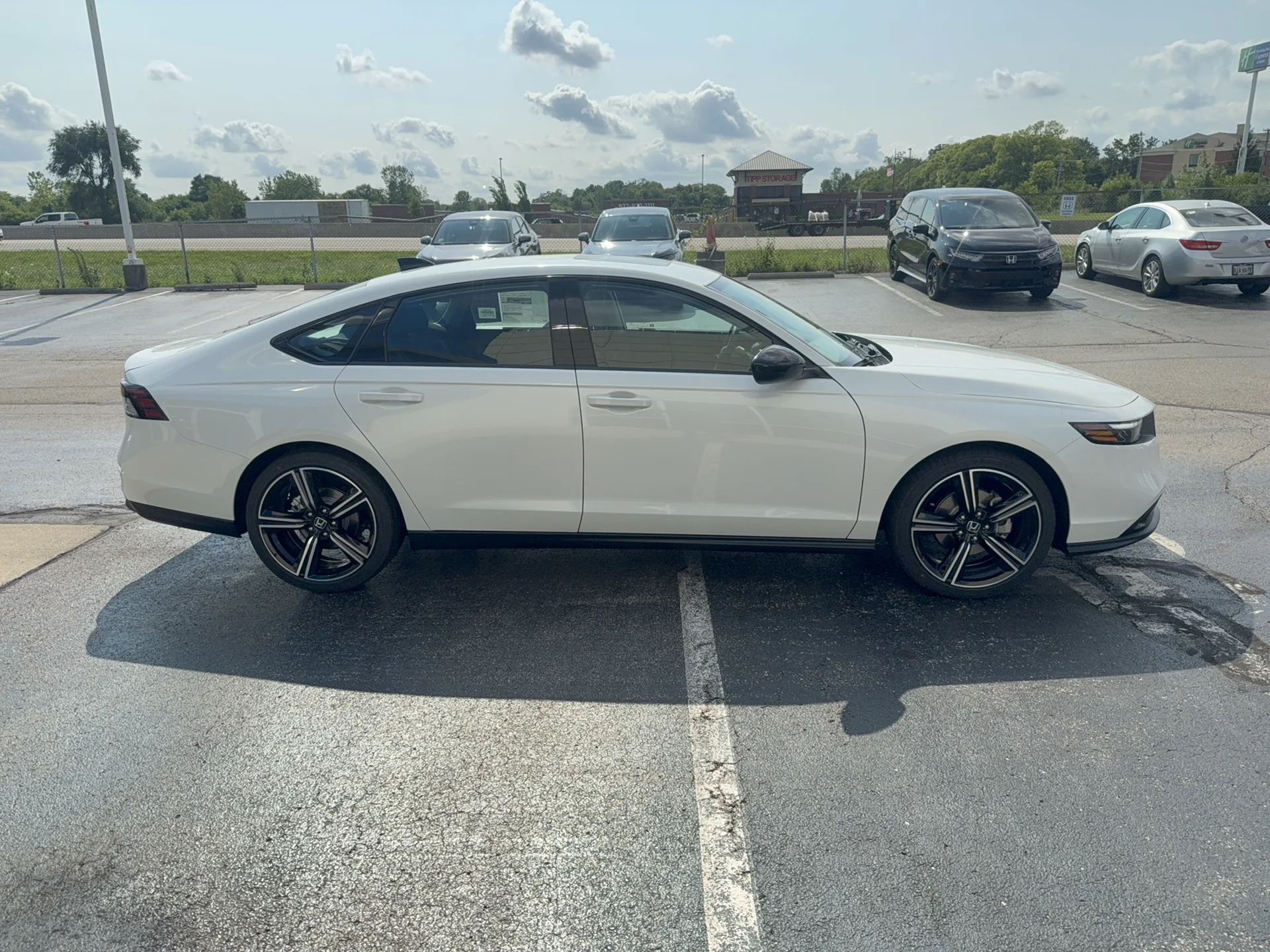 New 2026 Platinum White Pearl Honda SE image 4