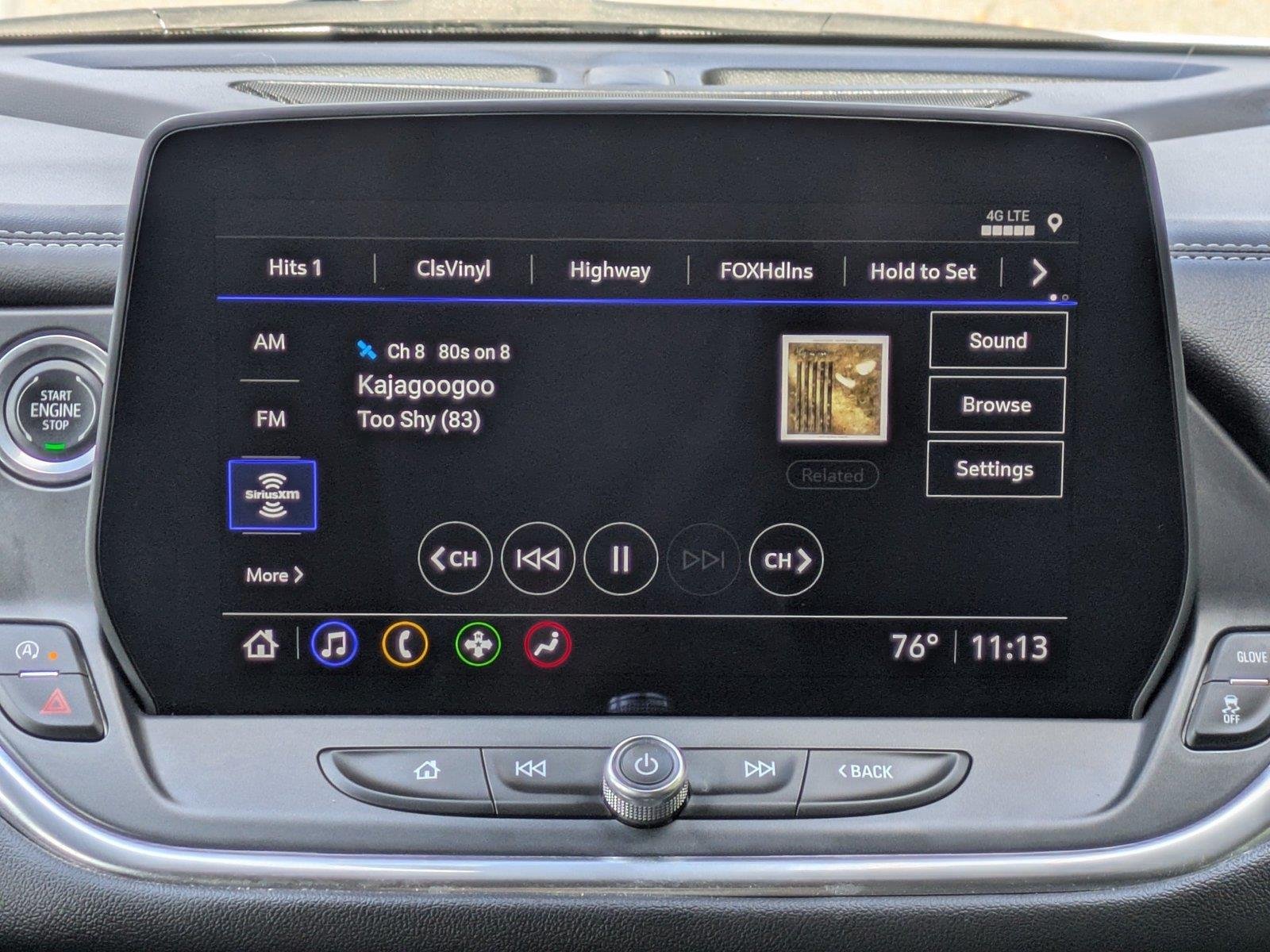 Used 2024 Summit White Chevrolet LT image 18
