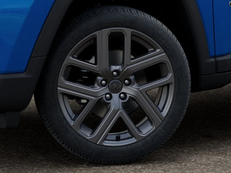 New 2026 Hydro Blue Pearl-Coat Exterior Paint Jeep Limited image 4
