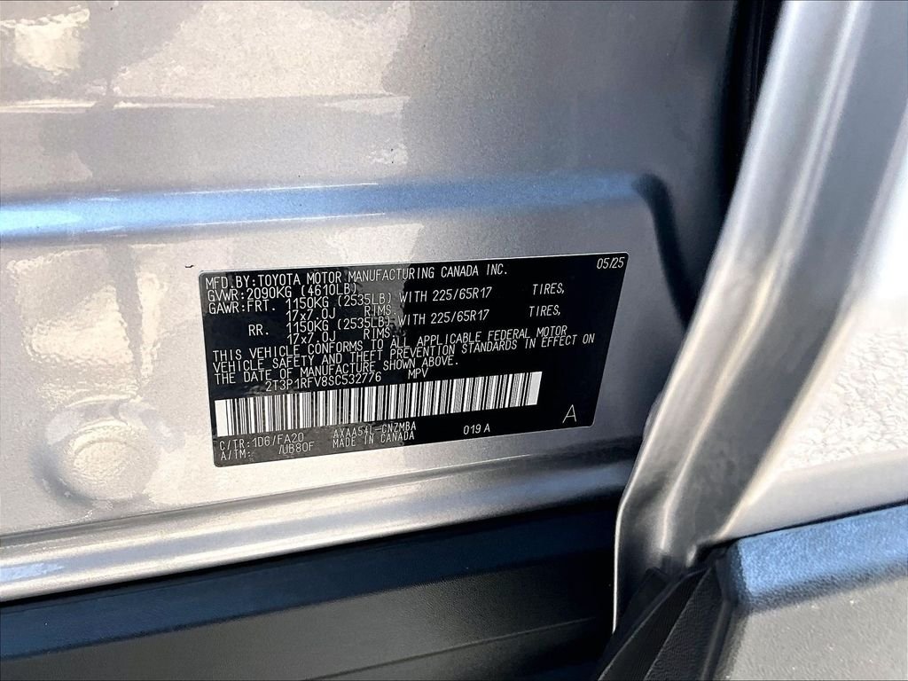 Used 2025 Silver Toyota XLE image 36