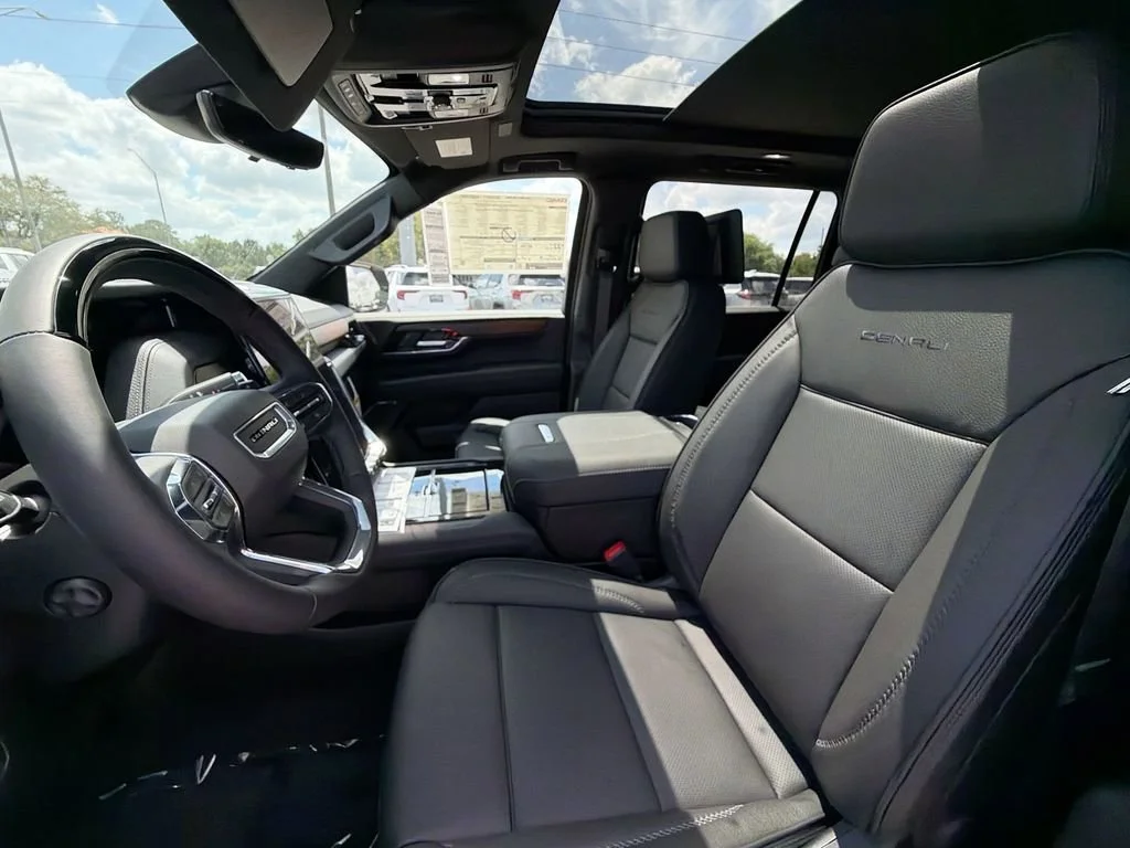 2026 GMC Yukon XL Denali - Photo 14