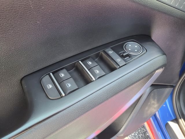 Used 2020 Blue Kia GT-Line image 19