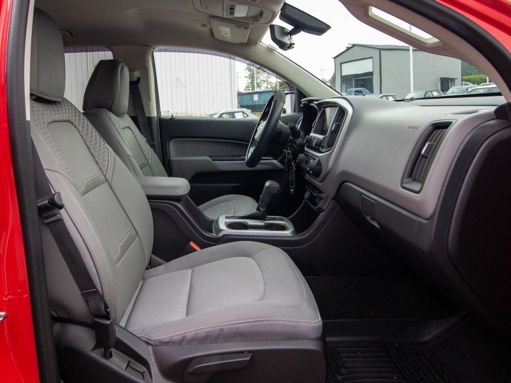 Used 2016 Red Chevrolet LT image 16
