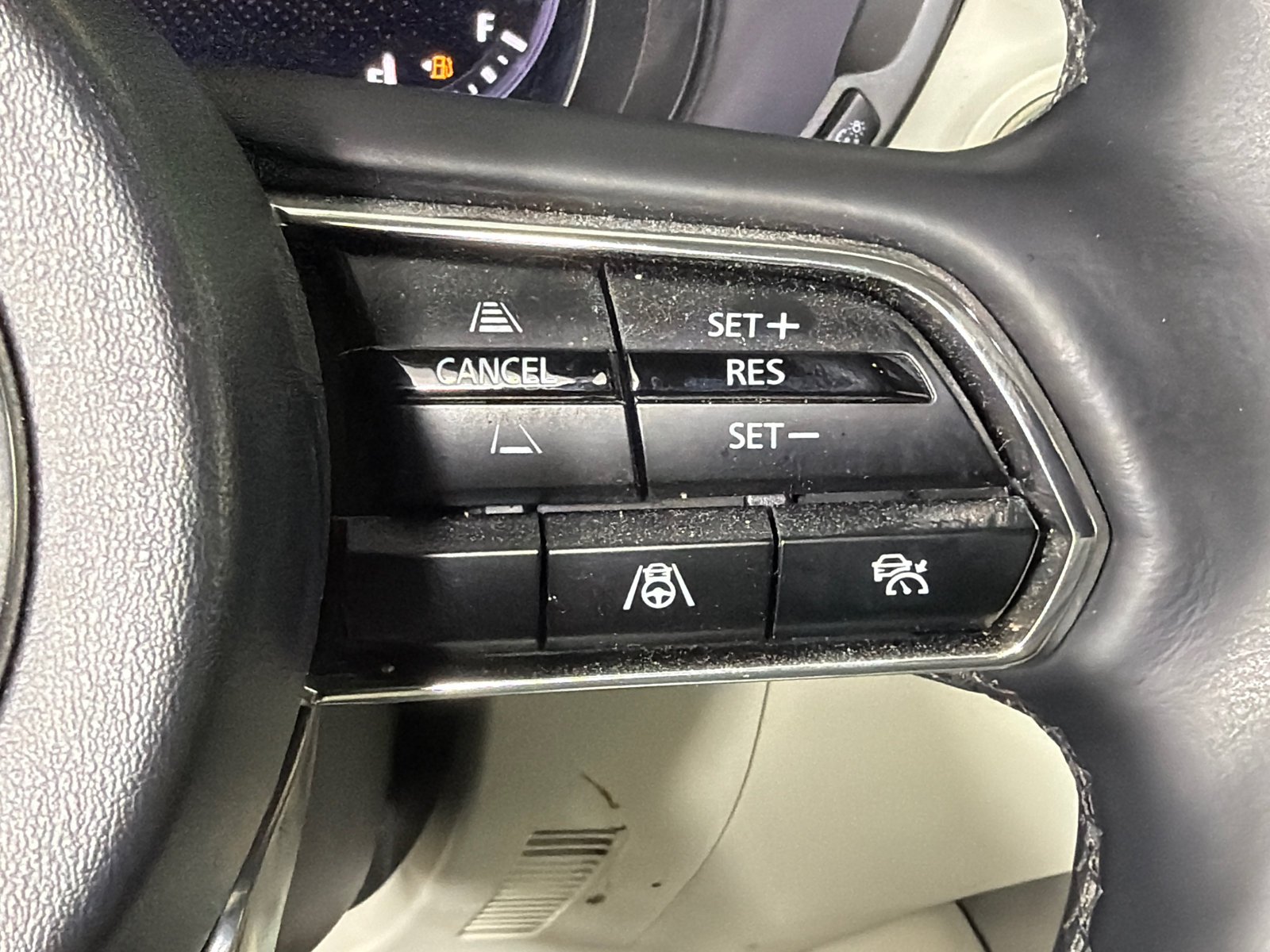 Used 2025 Red Mazda Premium Plus Package image 27