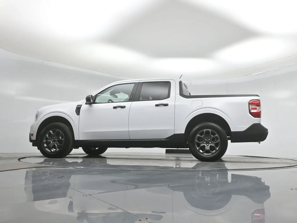 Certified Used 2023 White Ford XLT image 48
