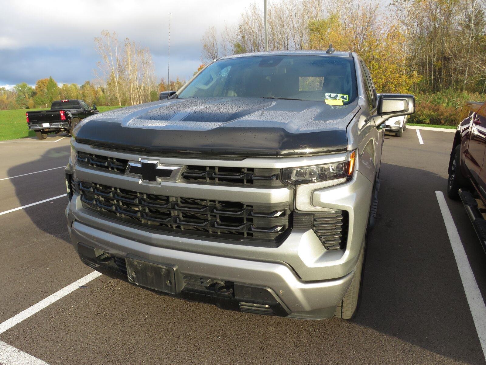 Used 2023 Sterling Gray Metallic Chevrolet RST image 5