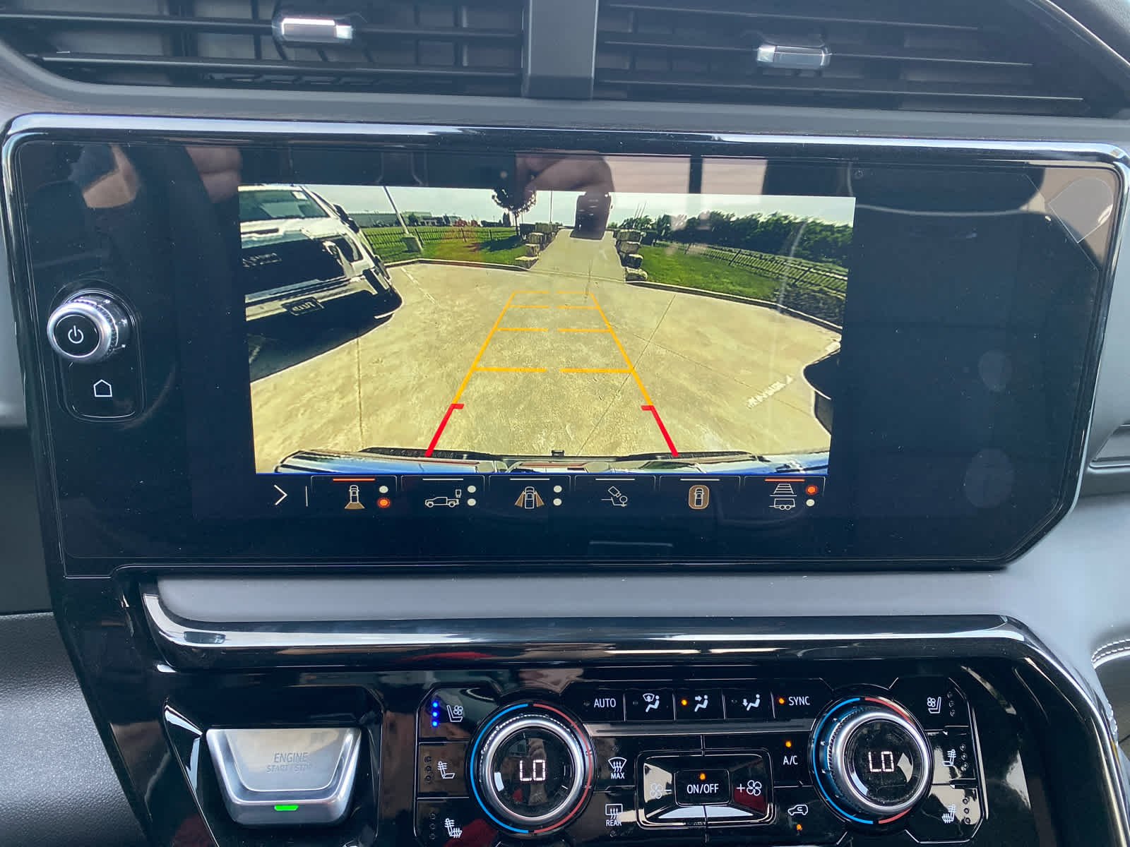 2026 GMC Sierra 1500 AT4X - Photo 16