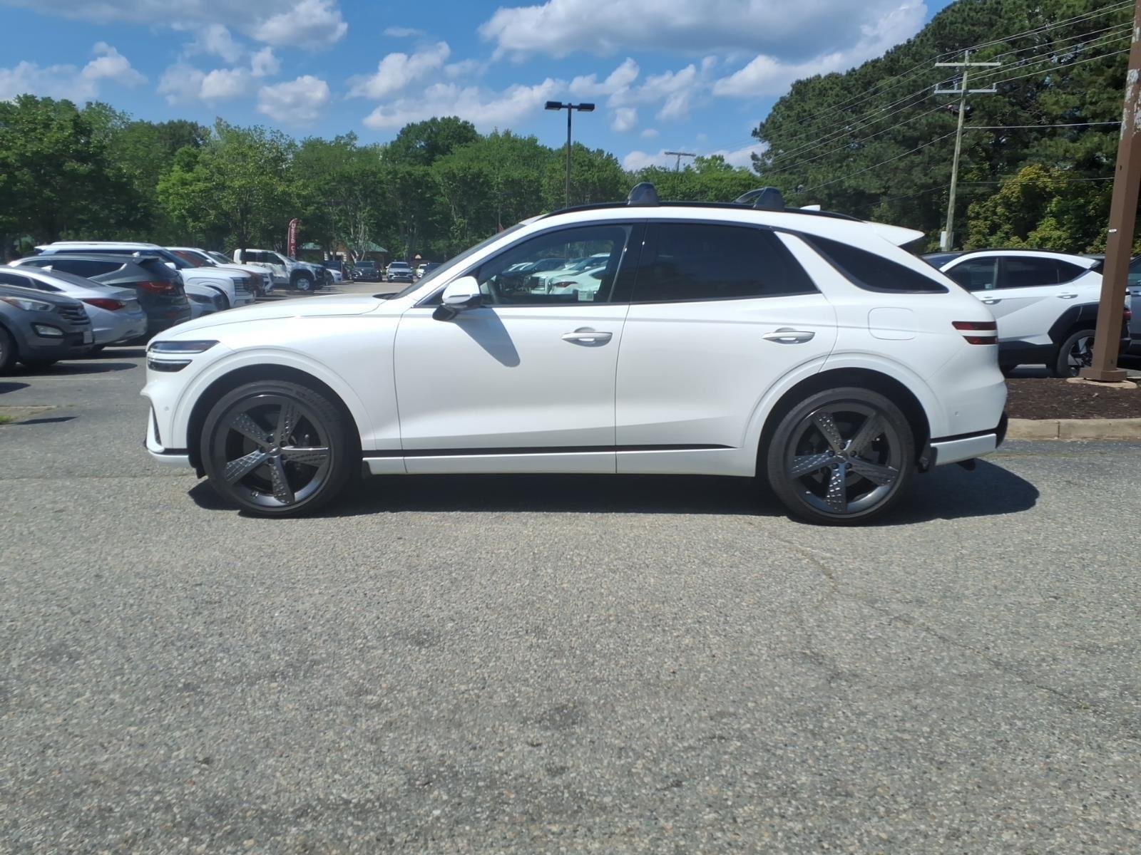Used 2025 Uyuni White Genesis 3.5T Sport image 12
