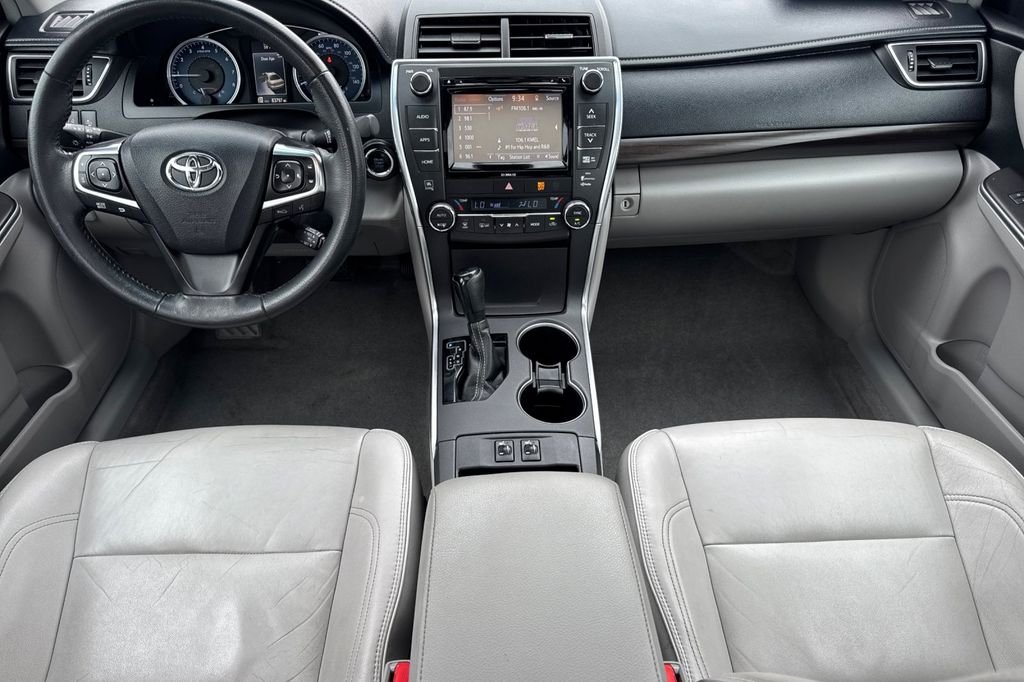 Certified Used 2017 Gray Toyota XLE image 17