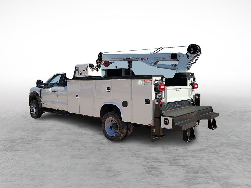 2024 Ford F-550 Super Duty Chassis Cab XL - Photo 7