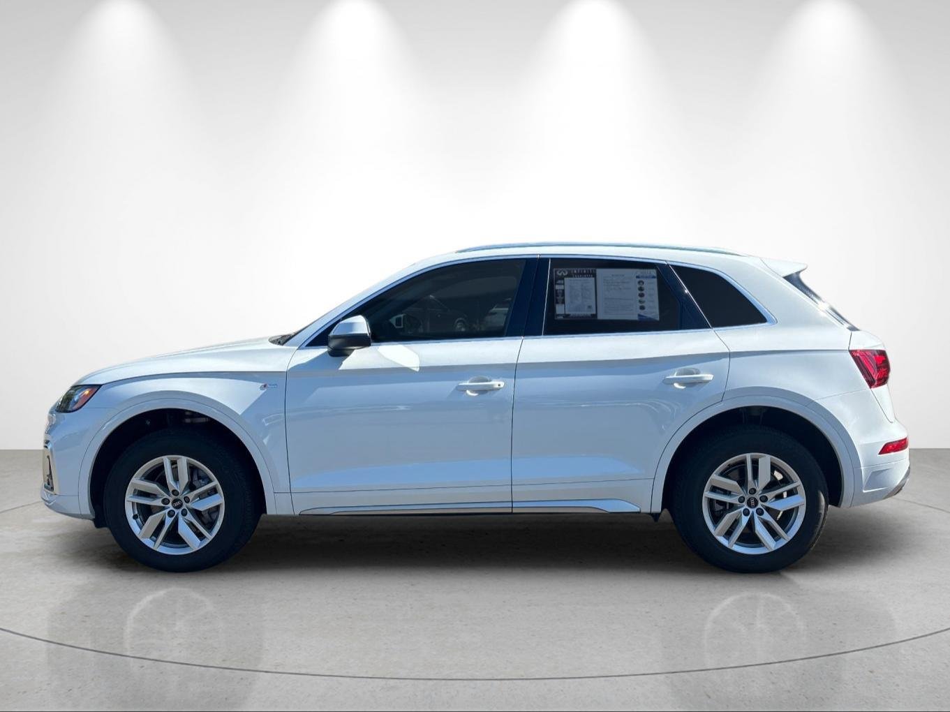 Used 2023 Glacier White Metallic Audi S line Premium image 2