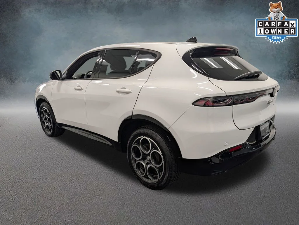 Used 2025 White Alfa Romeo  image 6
