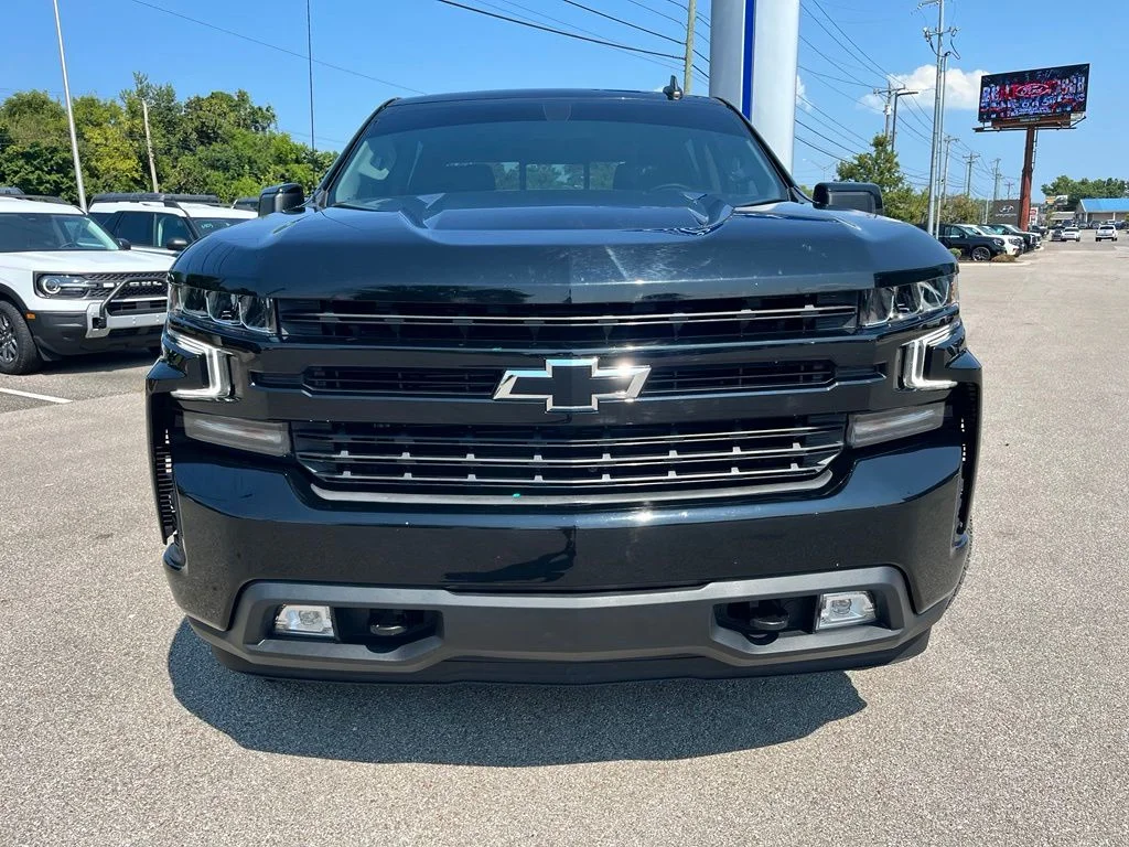 Used 2022 Black Chevrolet RST image 2