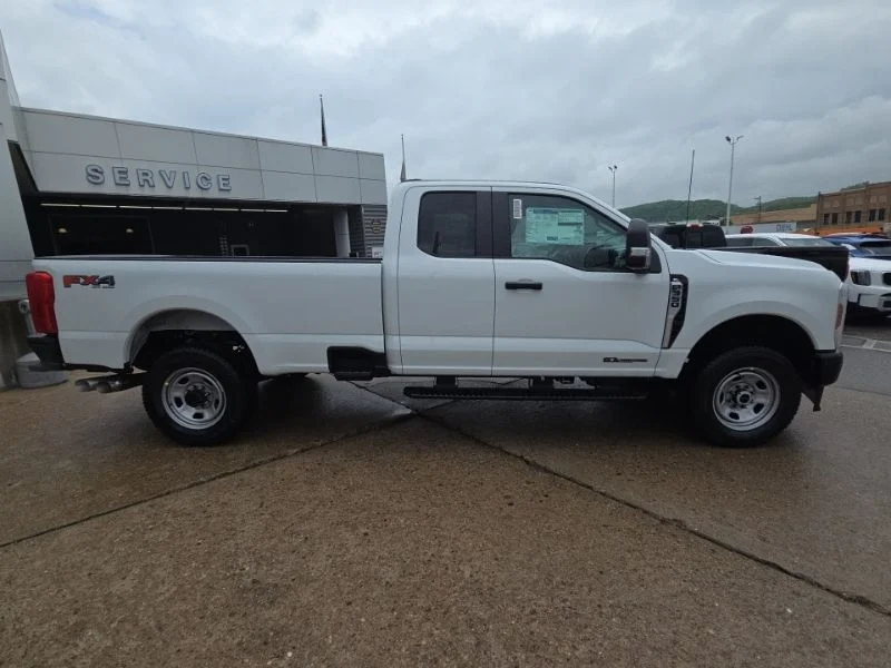 New 2026 Oxford White Ford F-350® XL image 8