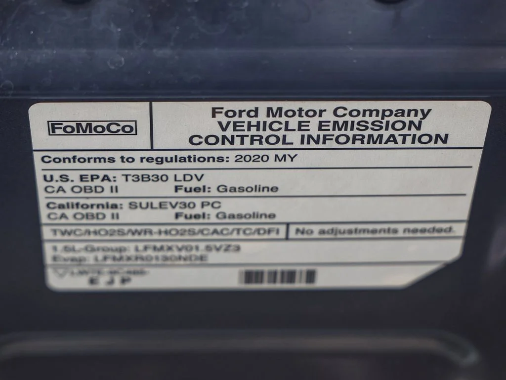 Used 2020 Gray Ford SEL image 30