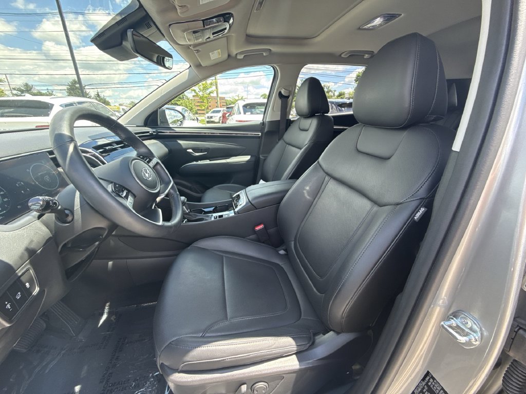 Used 2023 Silver Hyundai SEL image 11