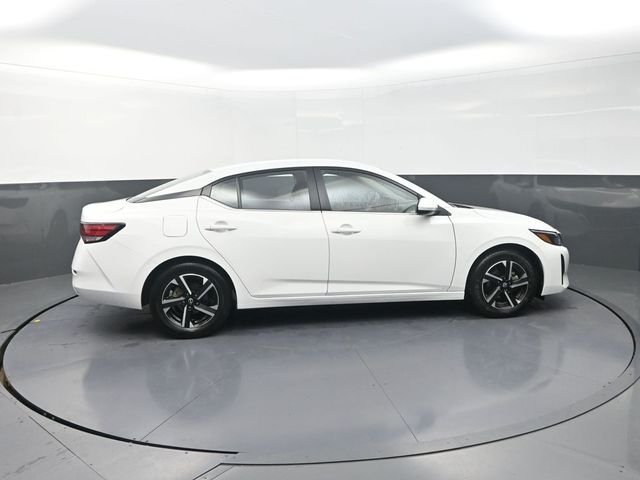 Used 2025 White Nissan SV image 9