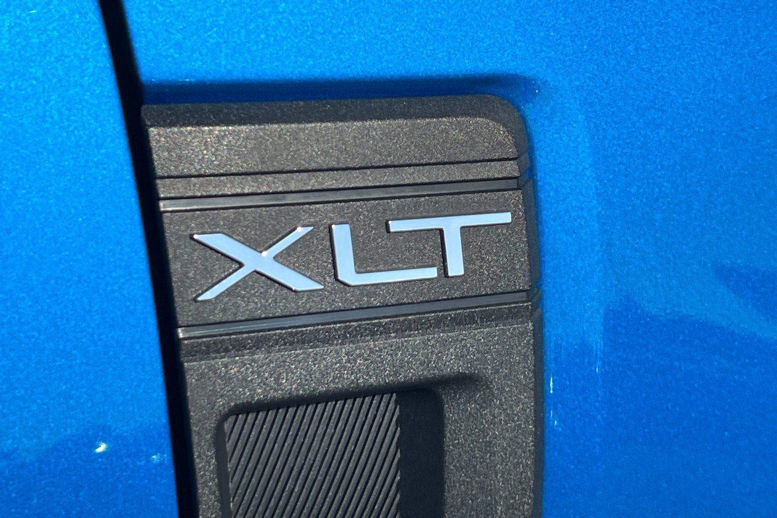 New 2025 Velocity Blue Ford XLT image 24