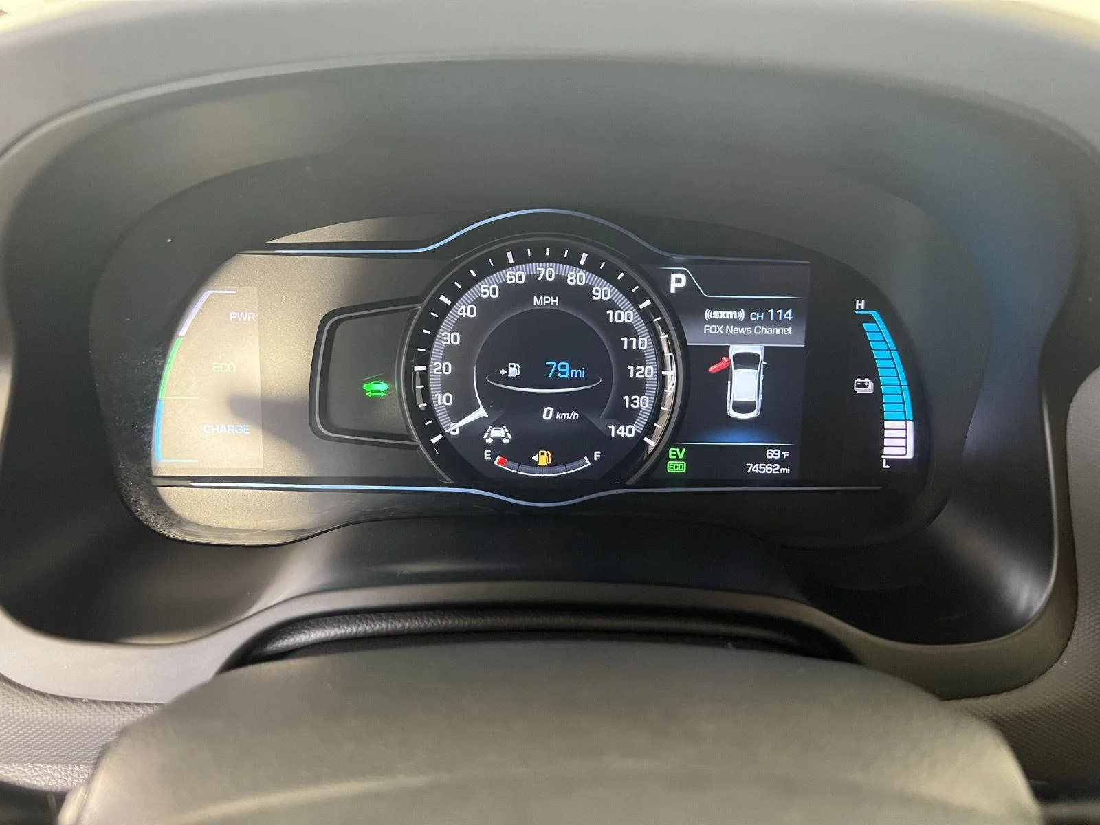 Used 2019 Ceramic White Hyundai Limited image 14