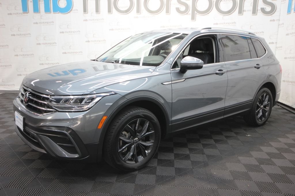 Used 2024 Gray Volkswagen 2.0T SE image 2