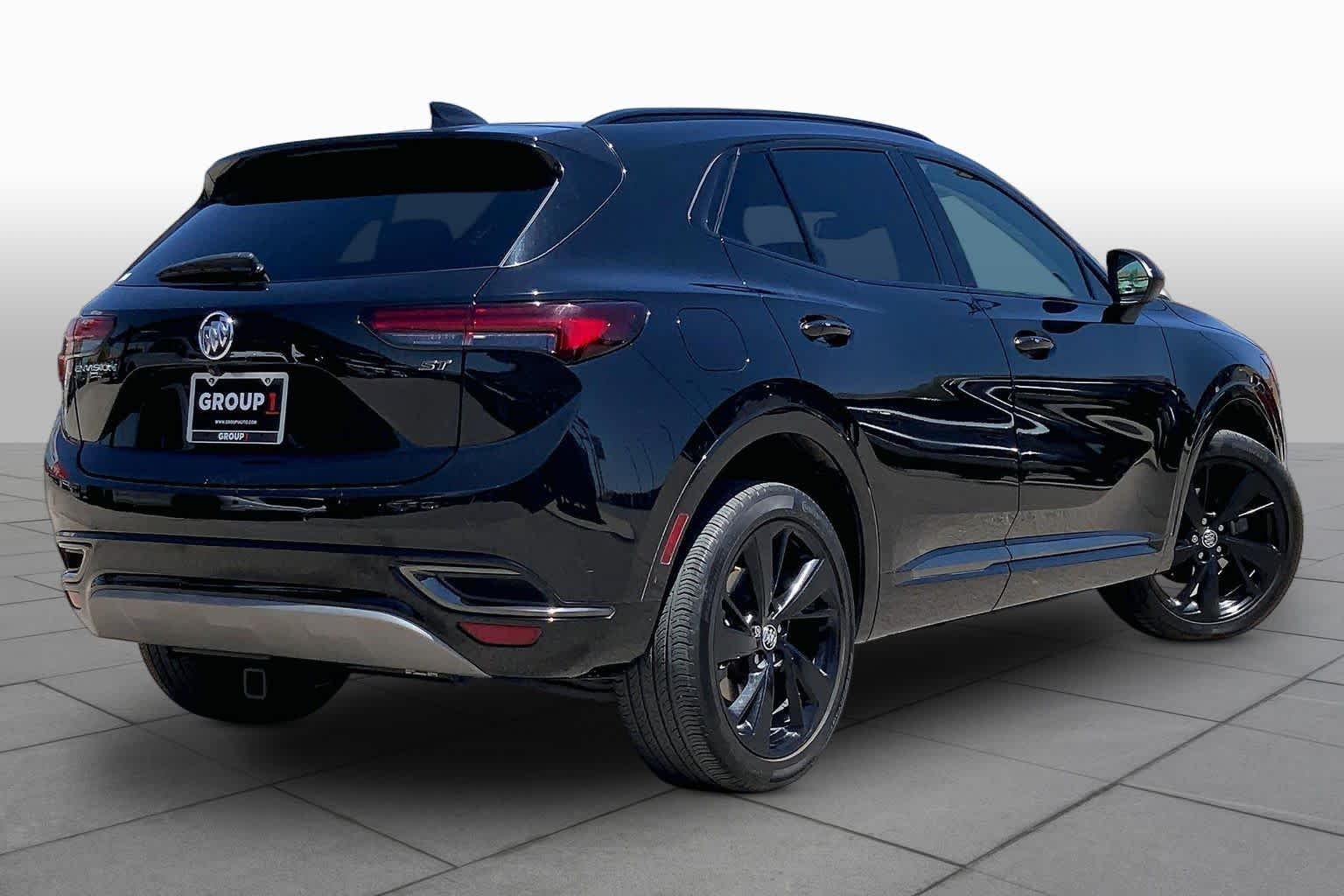 Used 2022 Ebony Twilight Metallic Buick Preferred image 13
