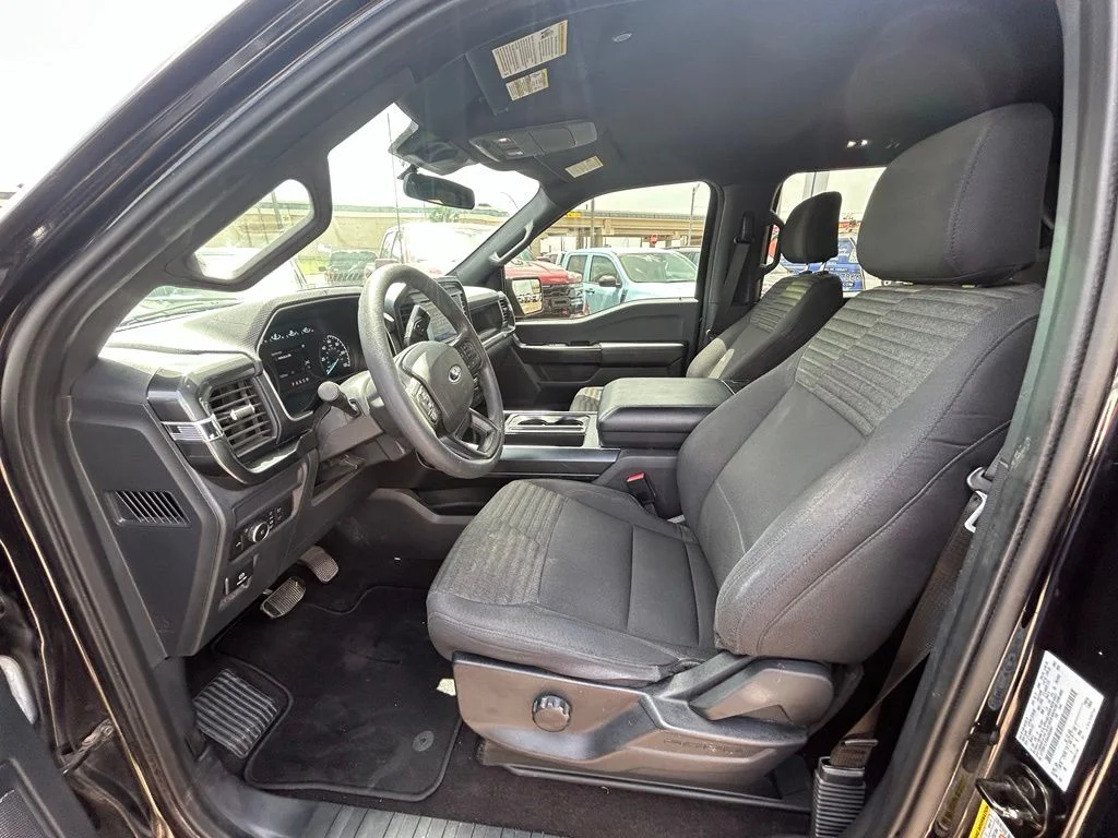 Used 2022 Black Ford XL image 11