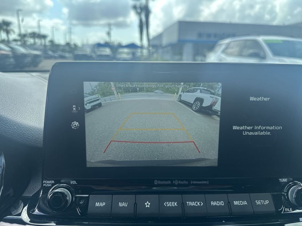 Used 2023  Kia EX image 25