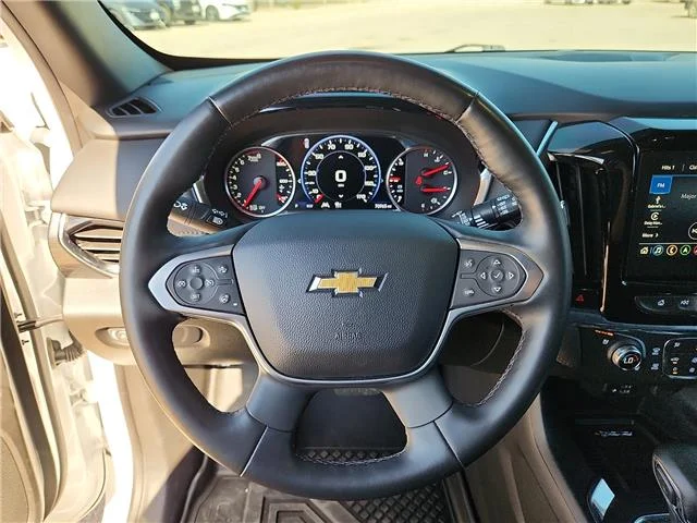 Used 2023 Summit White Chevrolet High Country All-Wheel Drive image 15