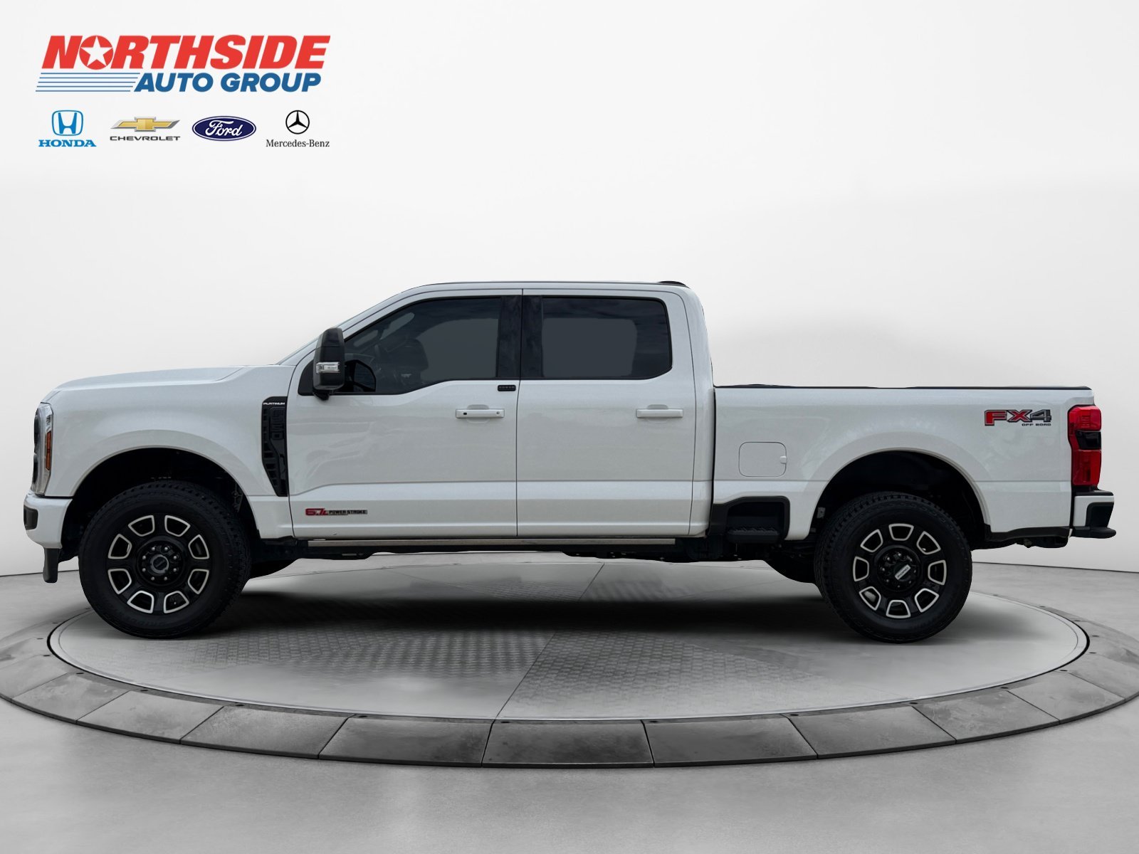 Used 2025 Star White Metallic Tri-Coat Ford Platinum image 4