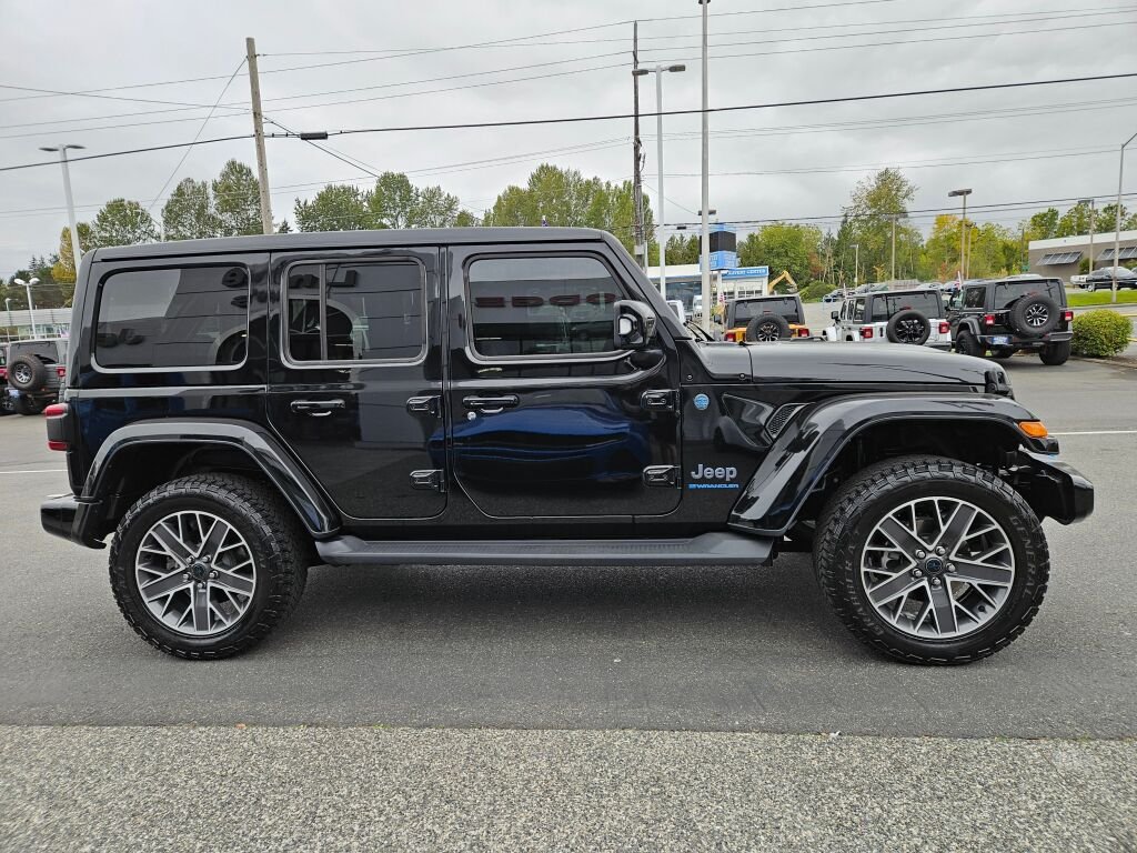 Used 2024 Black Clear Coat Jeep High Altitude 4xe image 6