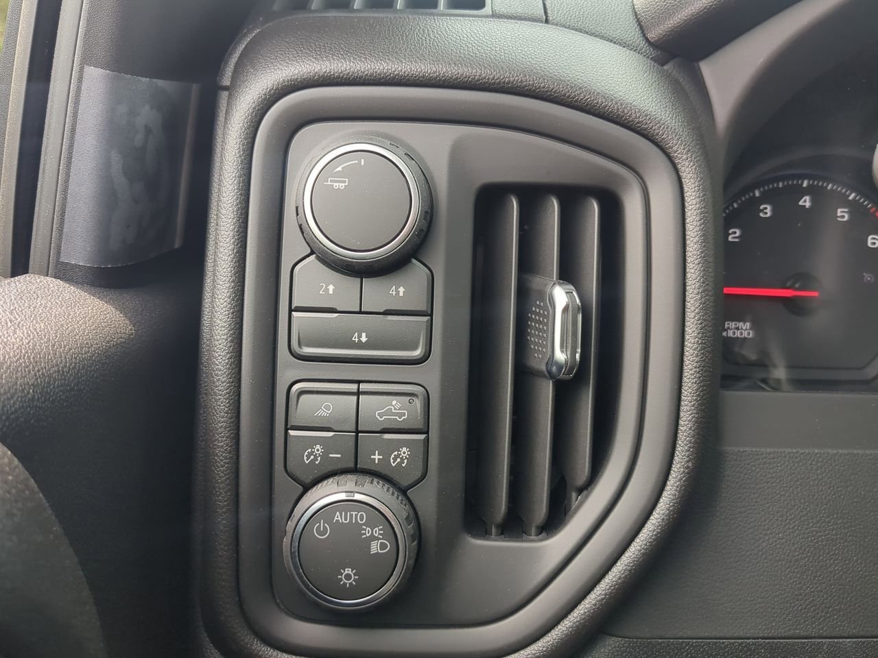 New 2026 Summit White Chevrolet Work Truck image 17