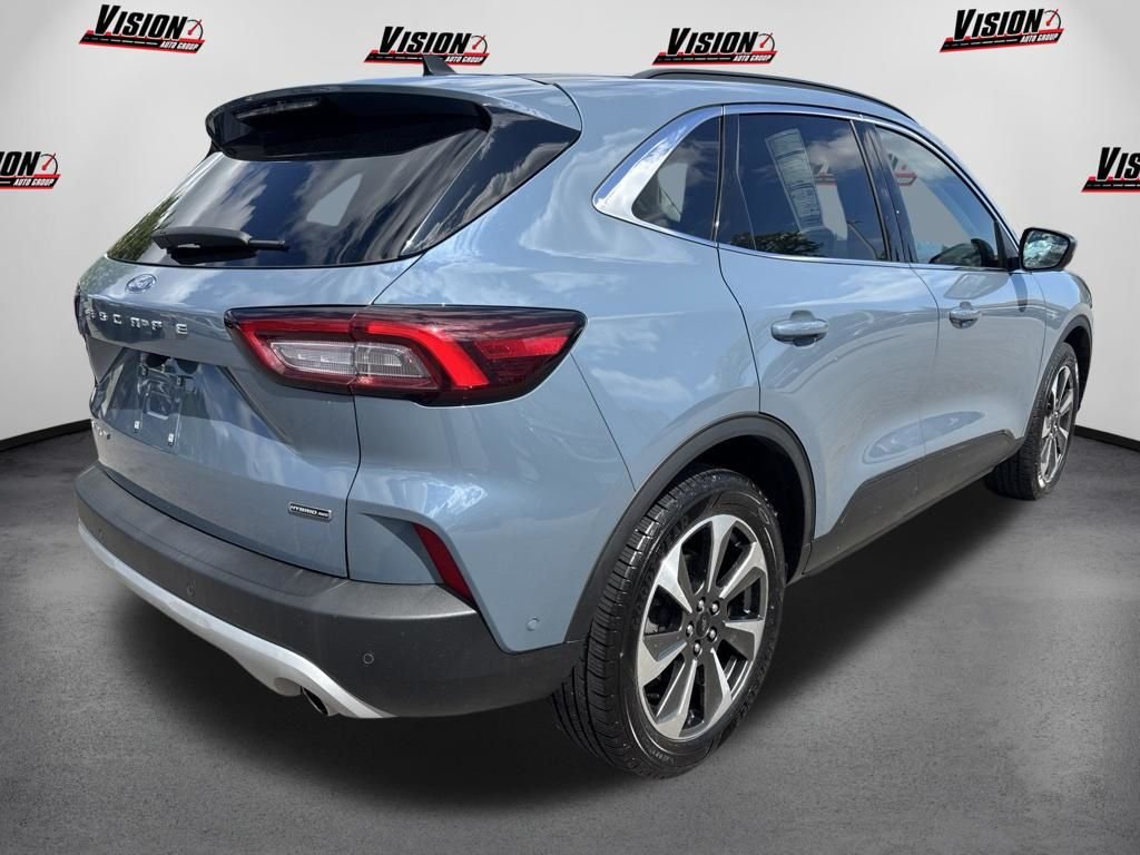 Used 2023 Blue Ford Platinum image 5