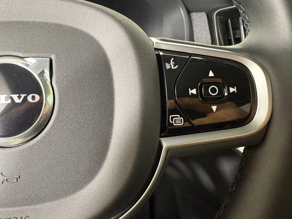 New 2026 Vapour Grey Volvo Ultra image 24