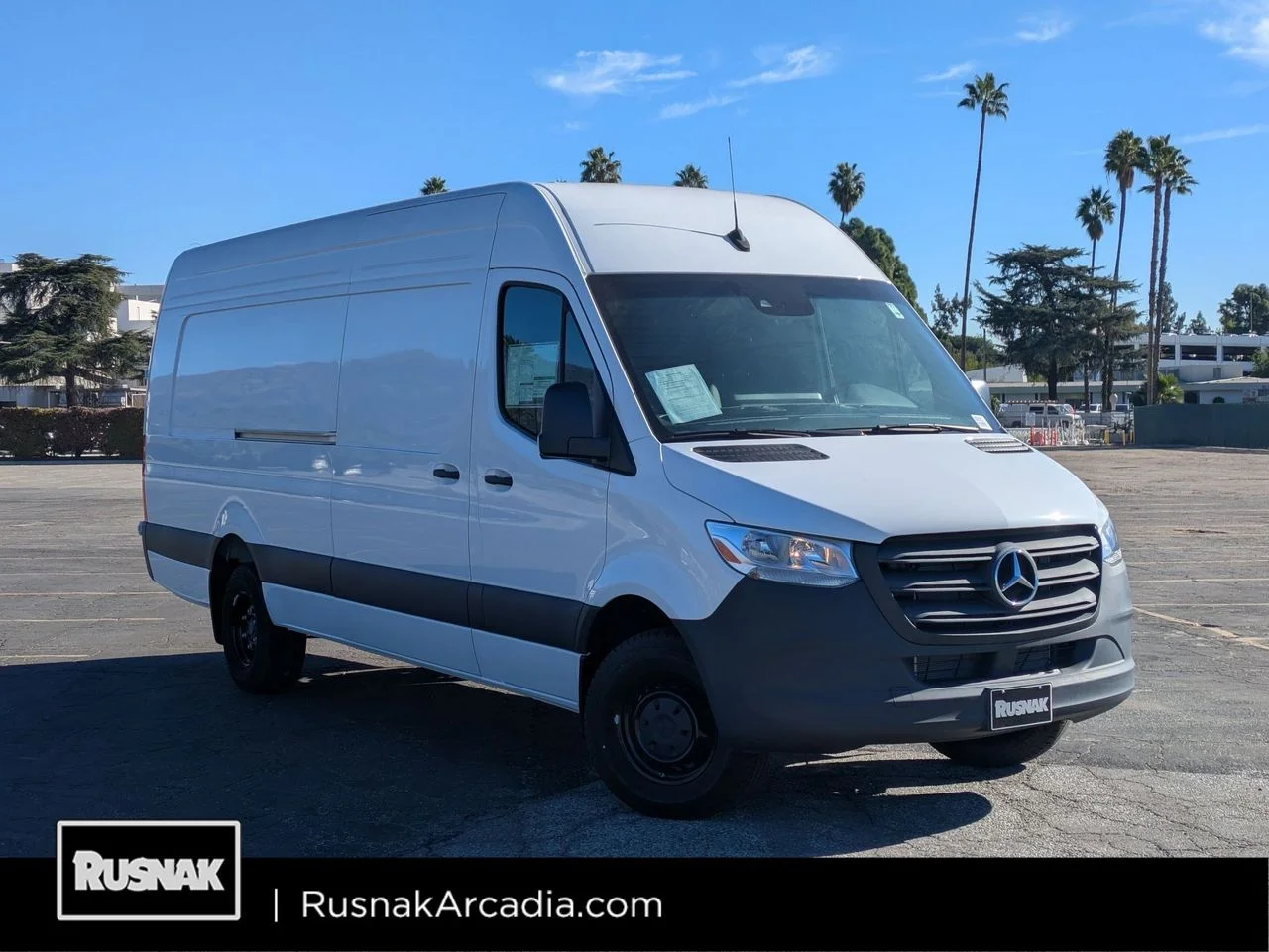 2024 Mercedes-Benz Sprinter 3500 170 Ext WB HO High Roof's photo