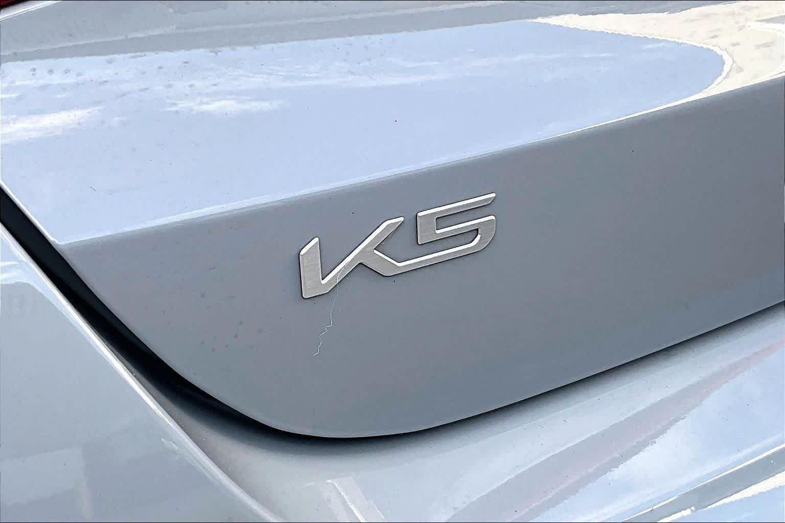 Used 2023 Wolf Gray Kia GT-Line image 30