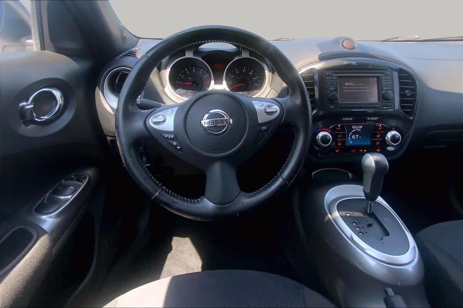 Pre-Owned 2013 Nissan JUKE SV