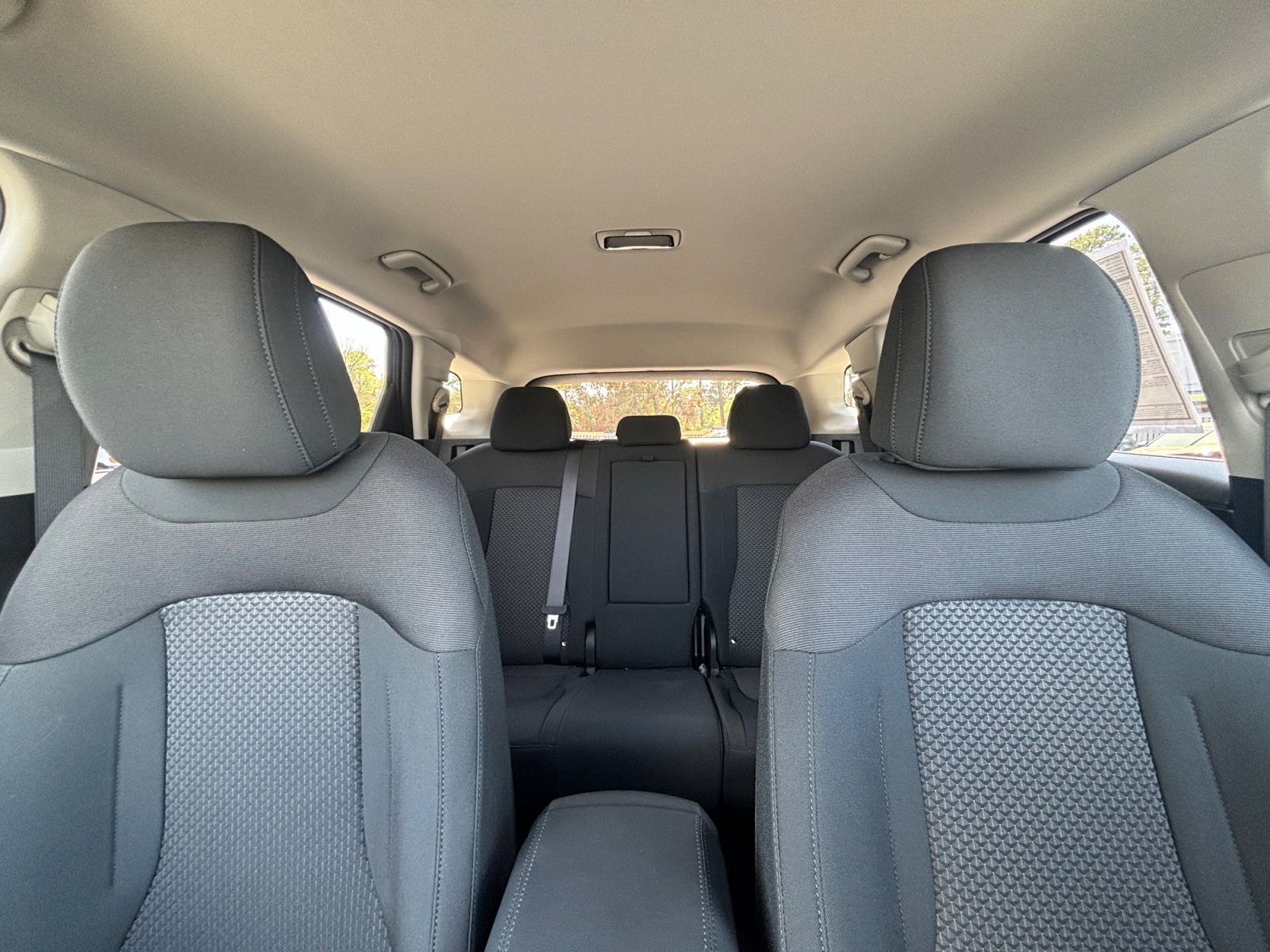 New 2026 Gravity Gray Kia LX image 30