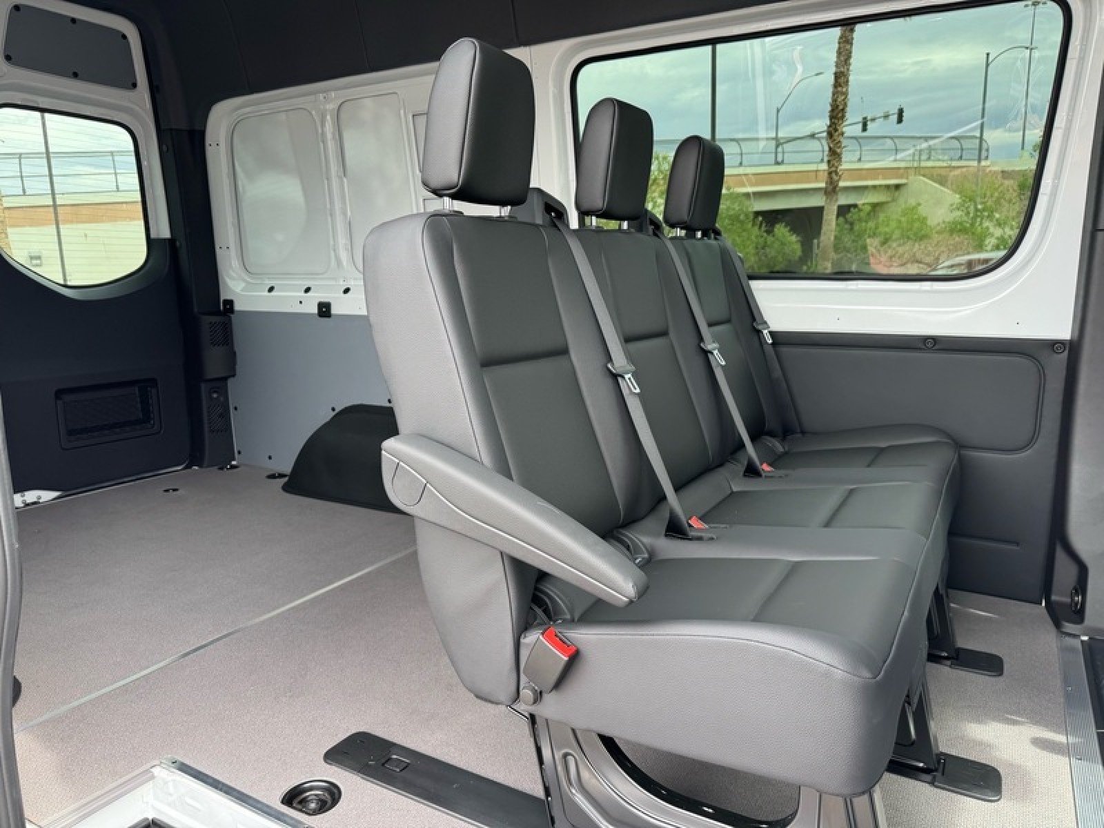 New 2026 Arctic+White Mercedes-Benz DCVS2S image 19