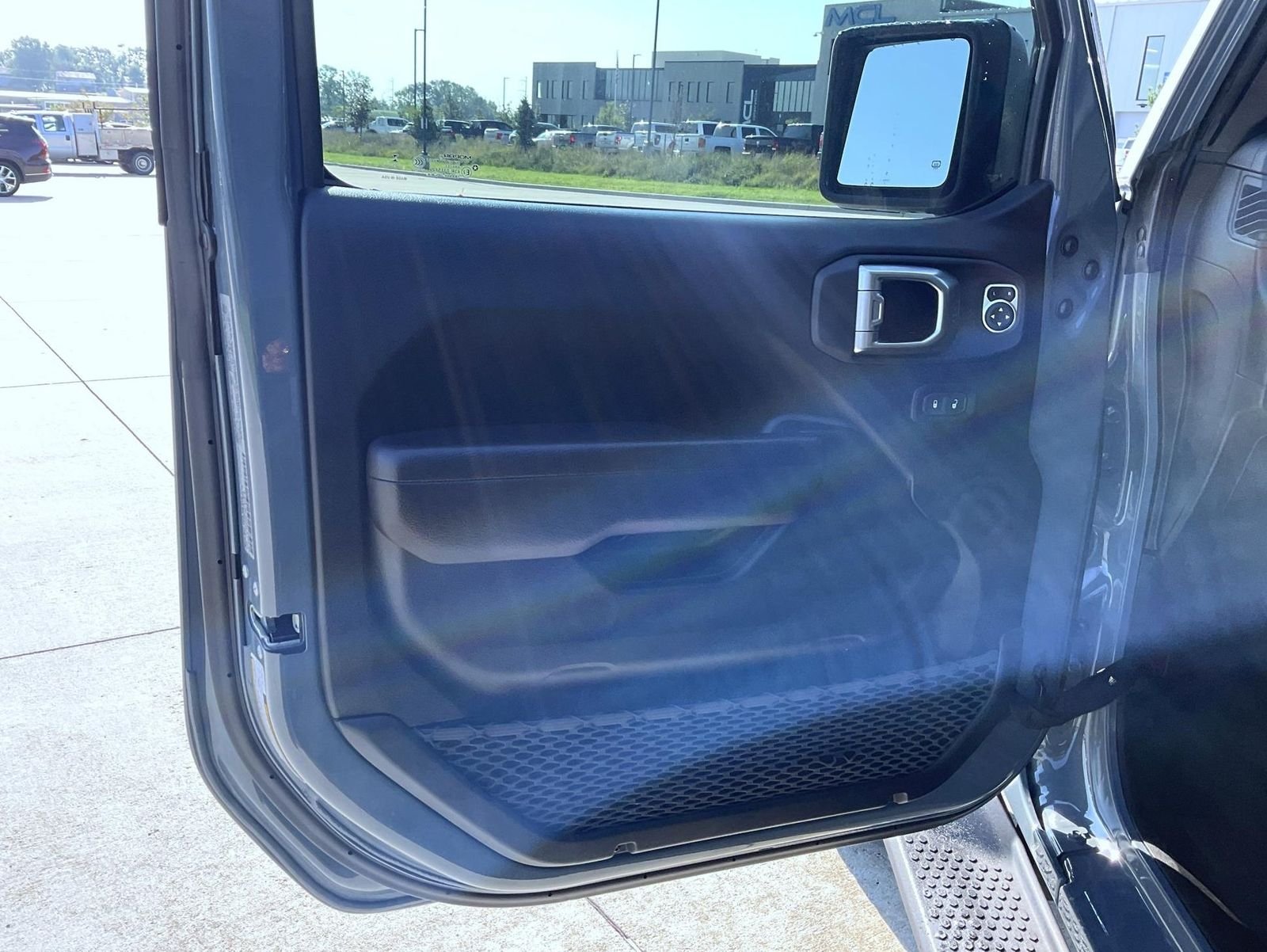 2024 Jeep Wrangler 2-Door Sport S - Photo 10