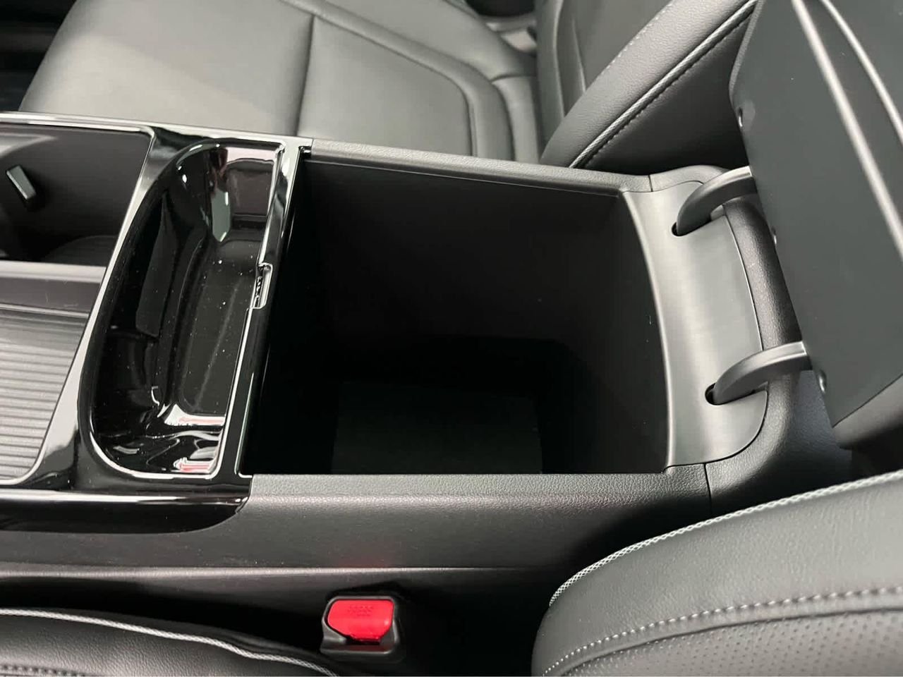 New 2026 Hampton Gray Hyundai Limited AWD image 19