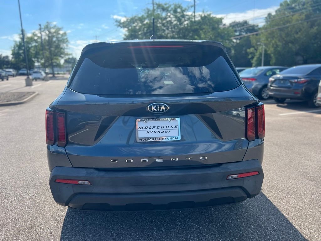 Used 2021 Gray Kia LX image 10