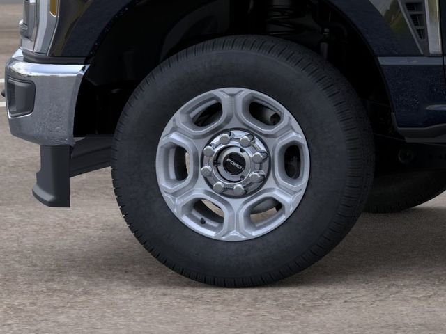 New 2026 Black Ford XLT image 19