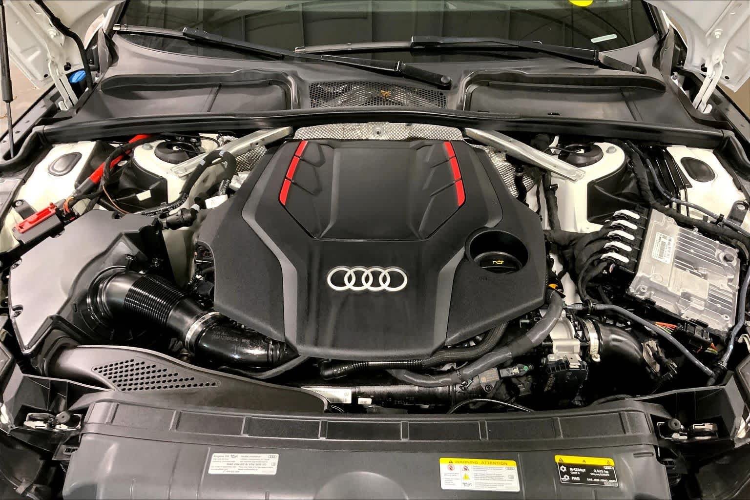 Used 2024 Arkona White Audi Premium Plus image 32