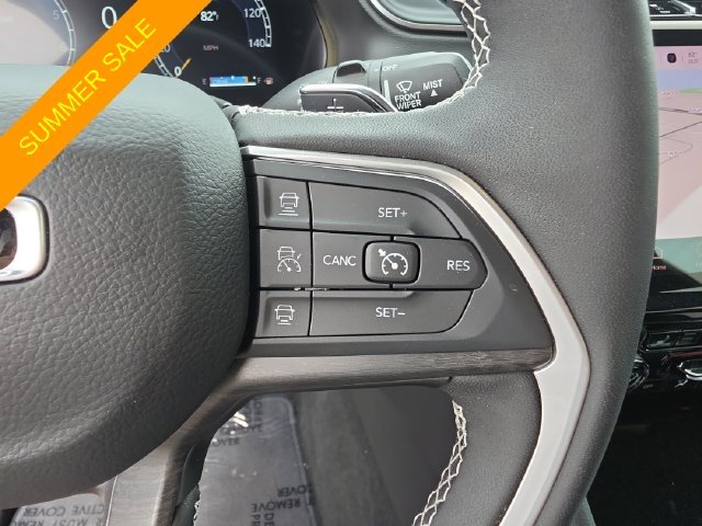Certified Used 2025 Silver Jeep Limited image 23