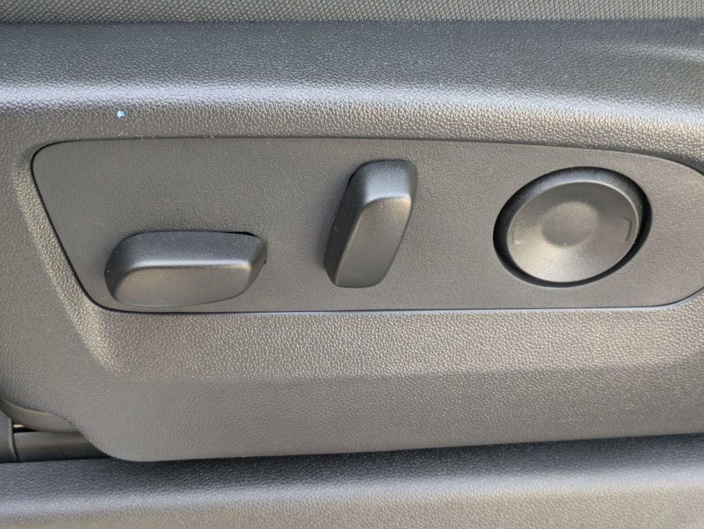 2025 Chevrolet Silverado 1500 RST - Photo 14