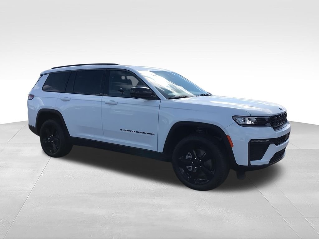New 2026 Bright White Clear-Coat Exterior Paint Jeep Limited image 2