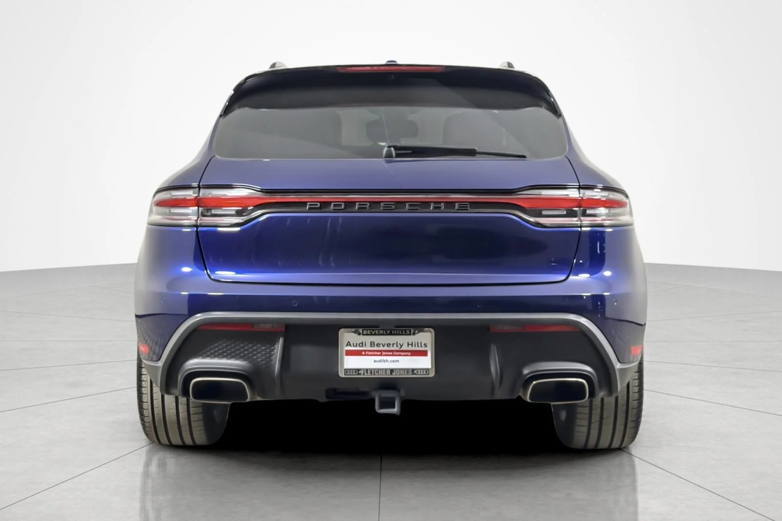Used 2023 BLUE Porsche  image 4